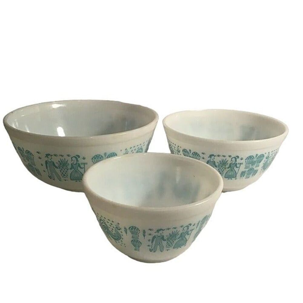 Pyrex White Glass Mixing Bowls with Teal Folk Motif (Set of 3)